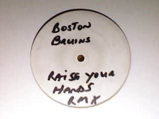 Boston Bruins - Raise Your Hands (RMX)